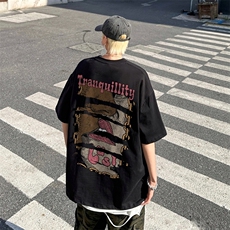 黑色