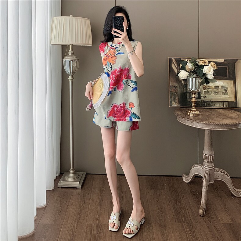 巨好看气质减龄新中式套装女夏款立领盘扣印花上衣短裤两件套,女装套装/套裙,江南
