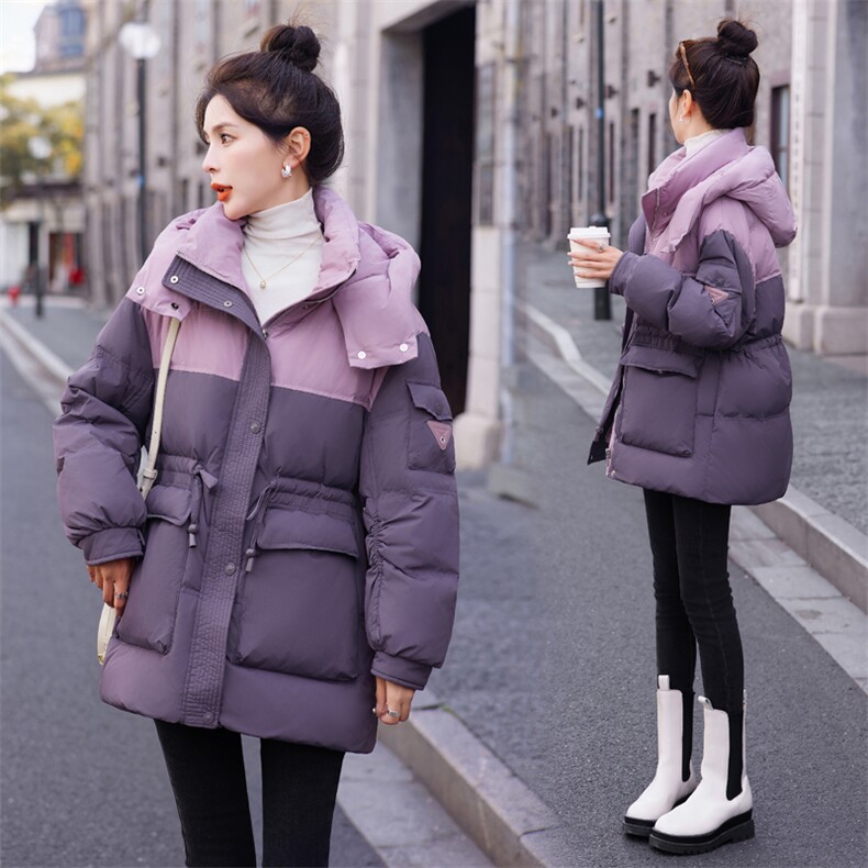 【bao款现货】2024新款冬装撞色拼接三角标羽绒服90白鸭绒图片