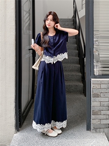 蕾丝拼接套装女夏韩里韩气漂亮设计上衣阔腿裤两件套图片