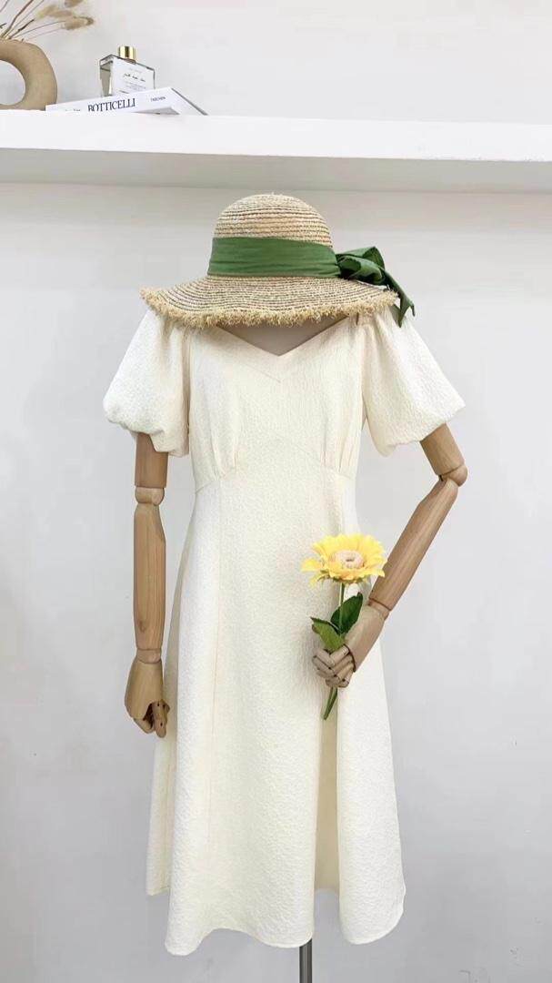 Lico&co(1F) LICOCO1F144728