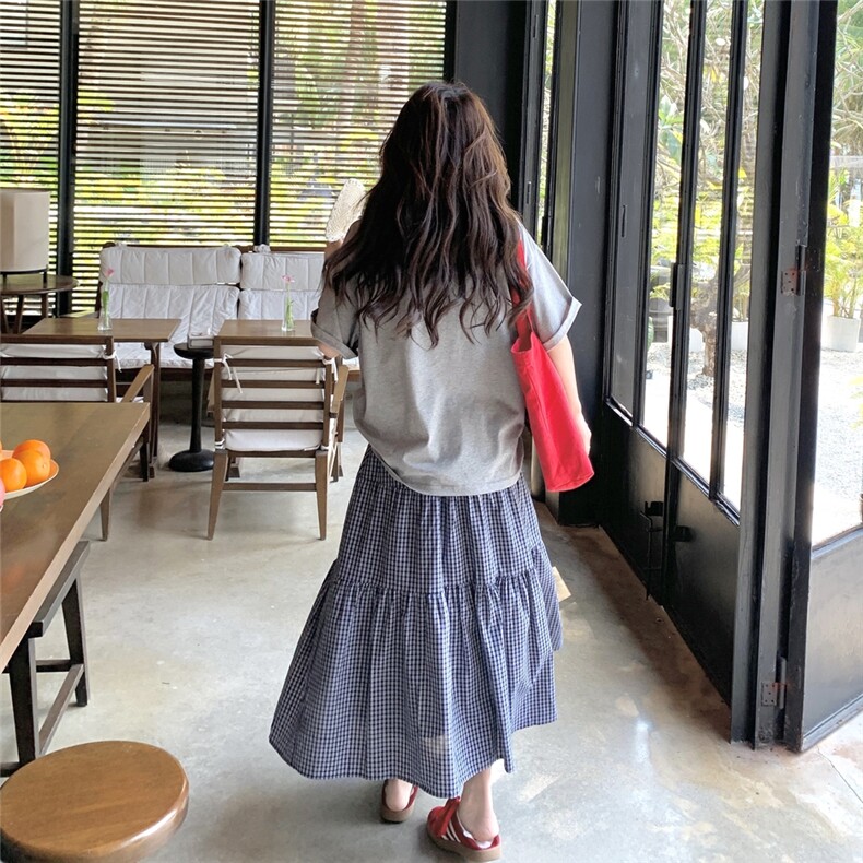 灰色慵懒风印花T恤套装裙女夏季小个子绝美休闲减龄半身裙两件套,女装套装/套裙,2C050