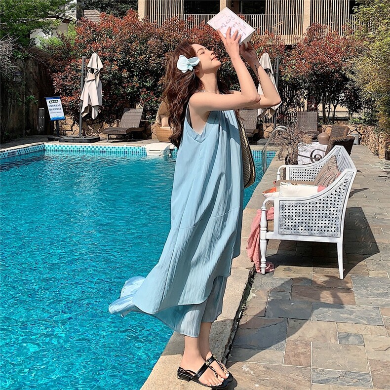蓝色挂脖连衣裙女夏季新款复古超仙别致显瘦宽松假两件拼接长裙,女装连衣裙,2D044