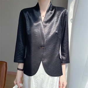 西装外套百搭时尚简约高级光泽感缎面小西服外套气质女图片