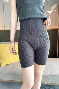 时尚高腰显瘦女士打底短裤 秋冬保暖必备单品图片