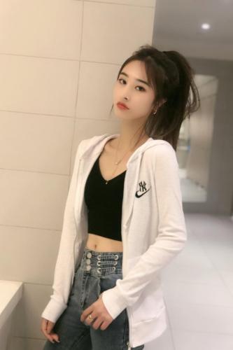 W7702春季新款时尚连帽卫衣外套,女装卫衣/绒衫,L·H·X