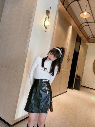 蛇纹皮短裙～自带链条，其它，LOVELS