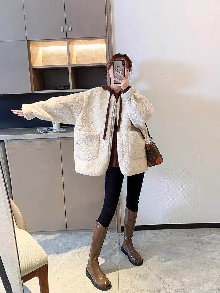 新款压花皮毛一体外套，其它，Fairy mall