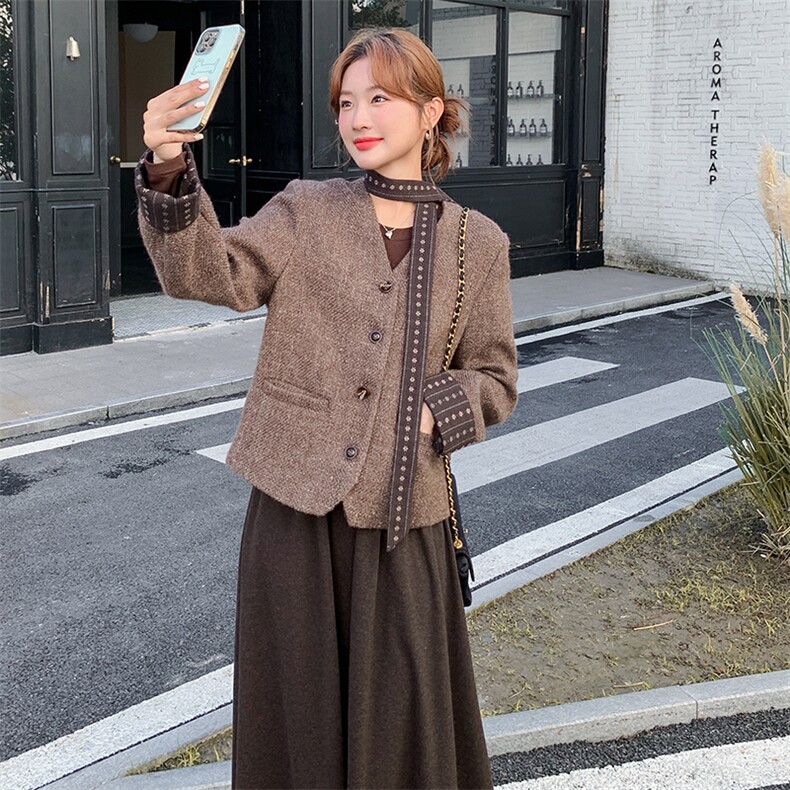轻熟简约风咖色毛呢外套半身裙两件套女秋冬显瘦气质套装,女装套装/套裙,2D034