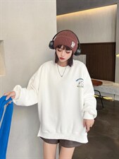 现货秋季新款：时尚潮流圆领卫衣，女装卫衣/绒衫，泽妤