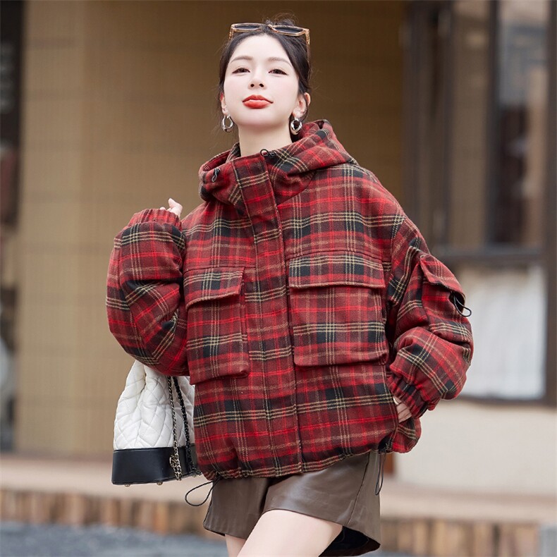 连帽羽绒服女冬季新款2025格子法式气质显瘦设计感时尚减龄外套潮,女装毛呢外套,水衣源