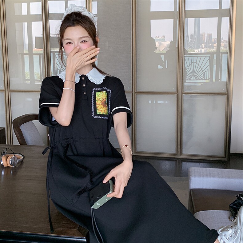 甜美撞色翻领收腰黑色连衣裙女夏2025新款休闲气质大方得体长裙子,女装连衣裙,2D080