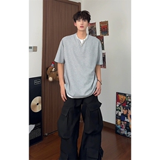 灰色