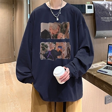深蓝色