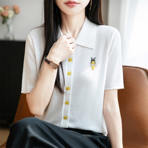 天丝翻领蜜蜂短袖图片