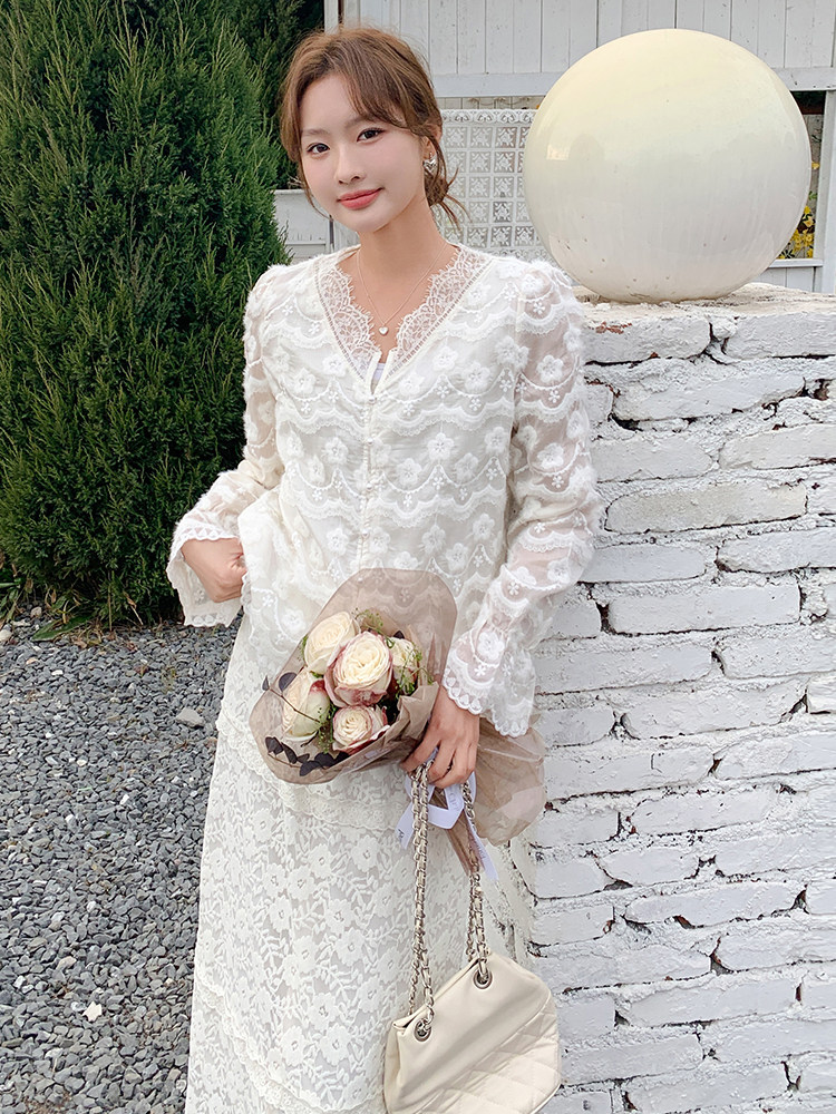 御姐轻熟长袖连衣裙女装2025春秋季新款性感蕾丝V领包臀鱼尾长裙,女装蕾丝衫/雪纺衫,浙宝193A