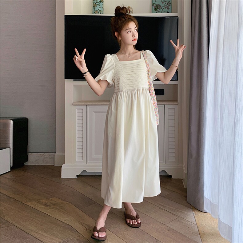 茶歇法式白色方领连衣裙女夏2025新款初恋清纯奶甜泡泡袖雪纺长裙,女装连衣裙,辉之琳