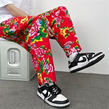 红色