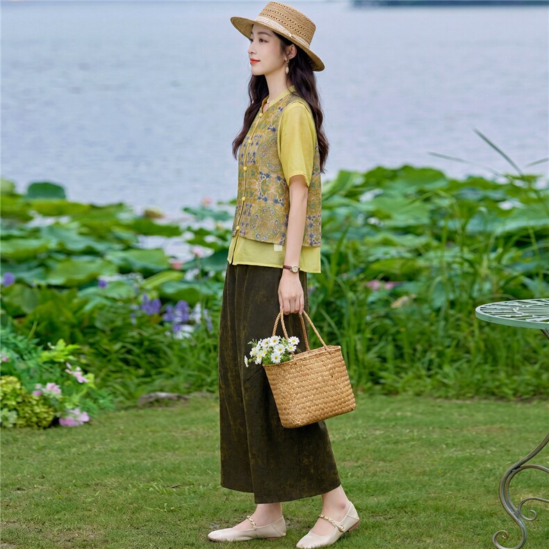 现货2026年夏季新款中式时尚两件套装女小衬衫马甲T恤提花阔腿裤,女装套装/套裙,璐依舞
