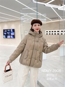 羽绒服图片
