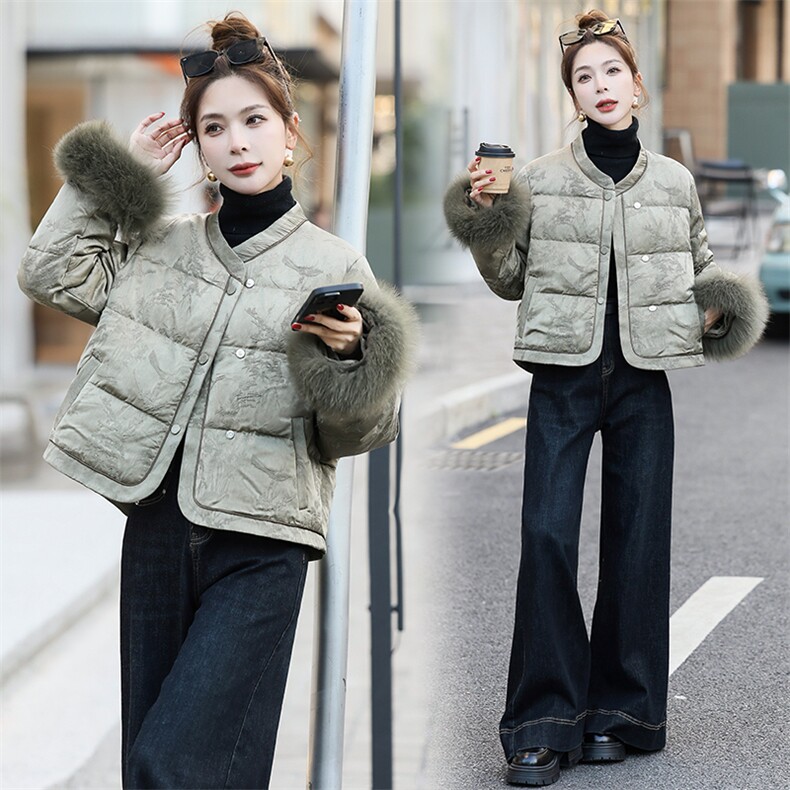 狐狸毛羽绒服女提花短外套2024冬季新款新中式白鸭绒上衣，女装羽绒服，仟媚宠