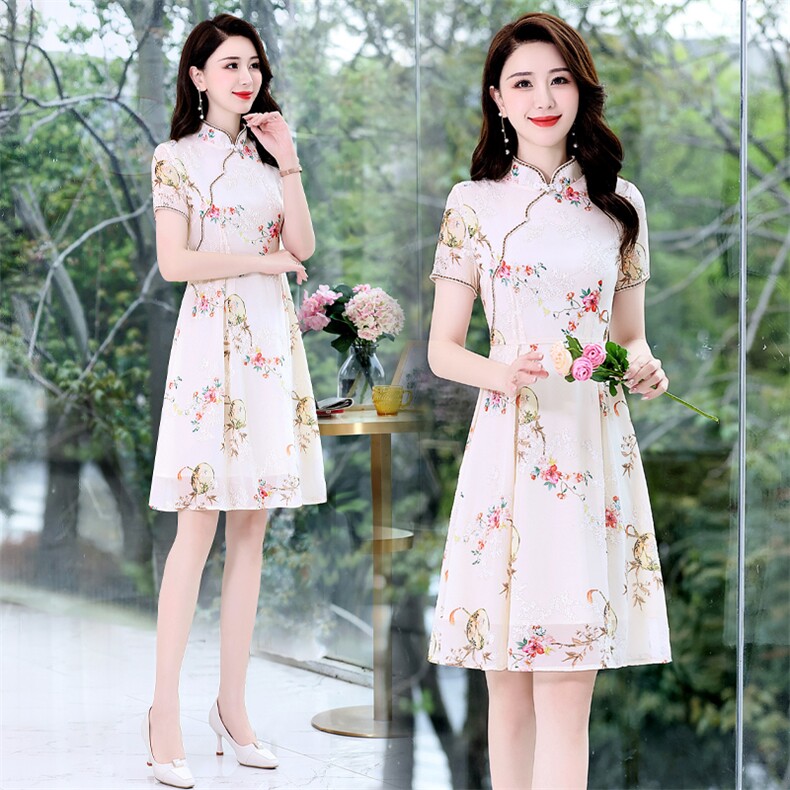 2024夏季新款简约优雅气质复古立领设计时尚修身显瘦连衣裙，女装连衣裙，伊航服饰