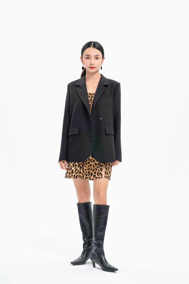 现货小西装两色三码，女装西装，艾涵o