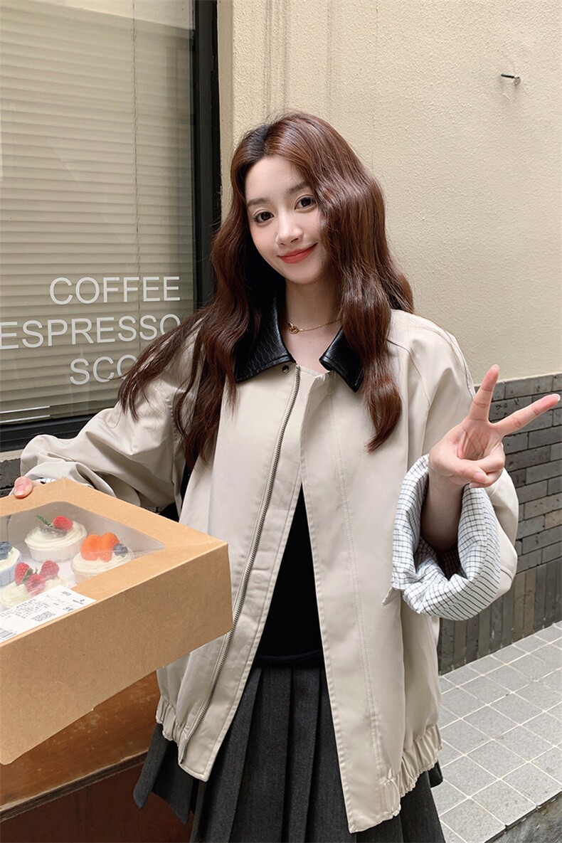 高级小众巴恩风拼皮杏色工装外套女春秋2025年超火好看短夹克上衣,女装短外套,2C085