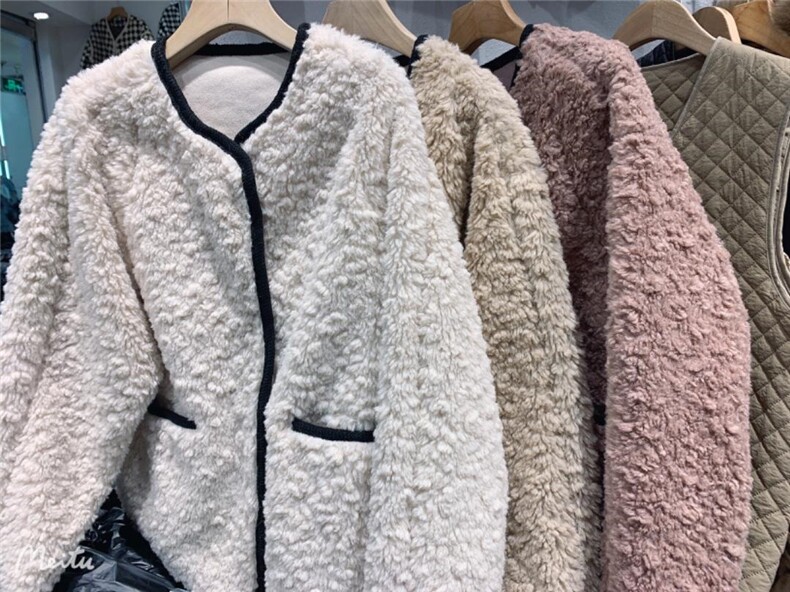 皮毛一体外套，其它，卡薇尔