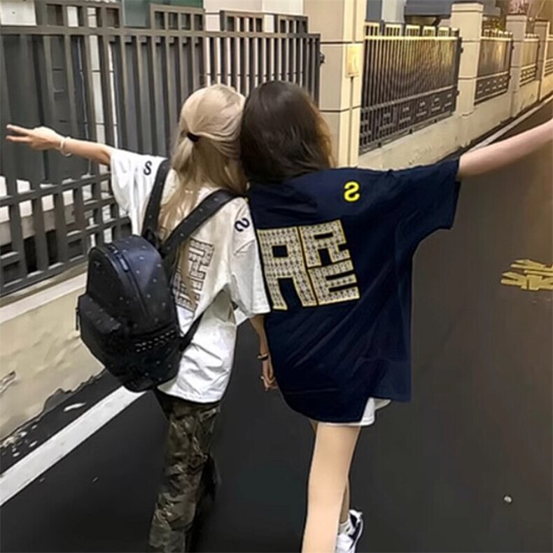 万针全刺绣工艺抖音得物高品质260克重磅纯棉双纱美式高街短袖T恤图片