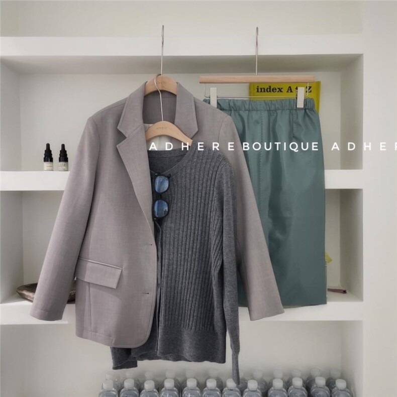 现货新款韩四色小西装，女装西装，ADHERE