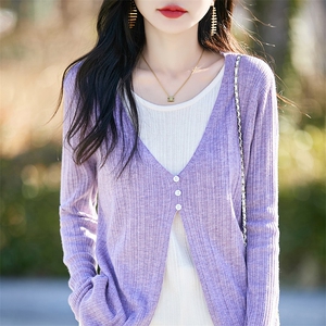 拼色假两件精纺羊毛衫女圆领坑条针织长袖毛衣宽松纽扣打底衫上衣,女装针织衫/毛衣,佰米娇羊绒