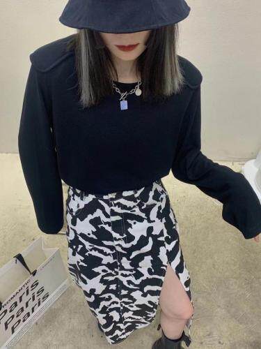 8207垫肩上衣黑白灰三色跑量，其它，Queena PHoebe