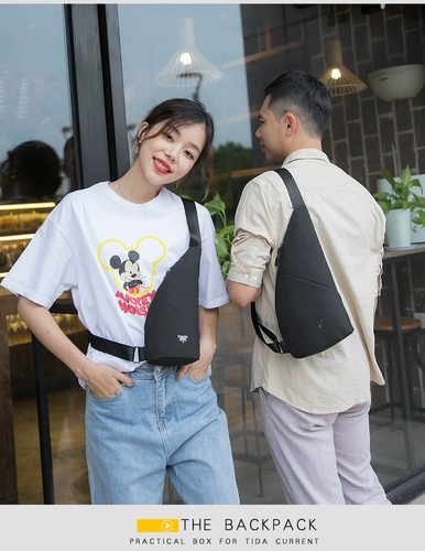 Весенняя маленькая нагрудная сумка, универсальная трендовая сумка на одно плечо подходит для мужчин и женщин, 2022