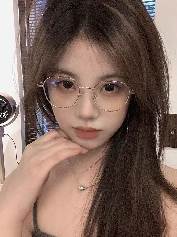 Retro Gold Wire Plain Eyeglasses for Women, Professional Online Prescription Lenses for Astigmatism, Blue Light Blocking Eyeglass Frames for Men