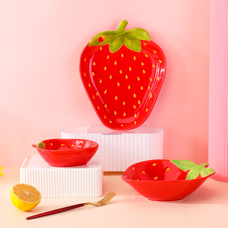 Creative Cartoon Strawberry Tableware, Household Ceramic, High-Value, Cute, Internet-Famous Dessert and Snack Bowl and Plate Set Combination Creative Cartoon Strawberry Tableware, Household Ceramic, High-Value, Cute, Internet-Famous Dessert and Snack Bowl and Plate Set Combination