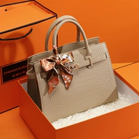 Хаки желтая подарочная коробка, крокодиловый принт, подарок на день рождения