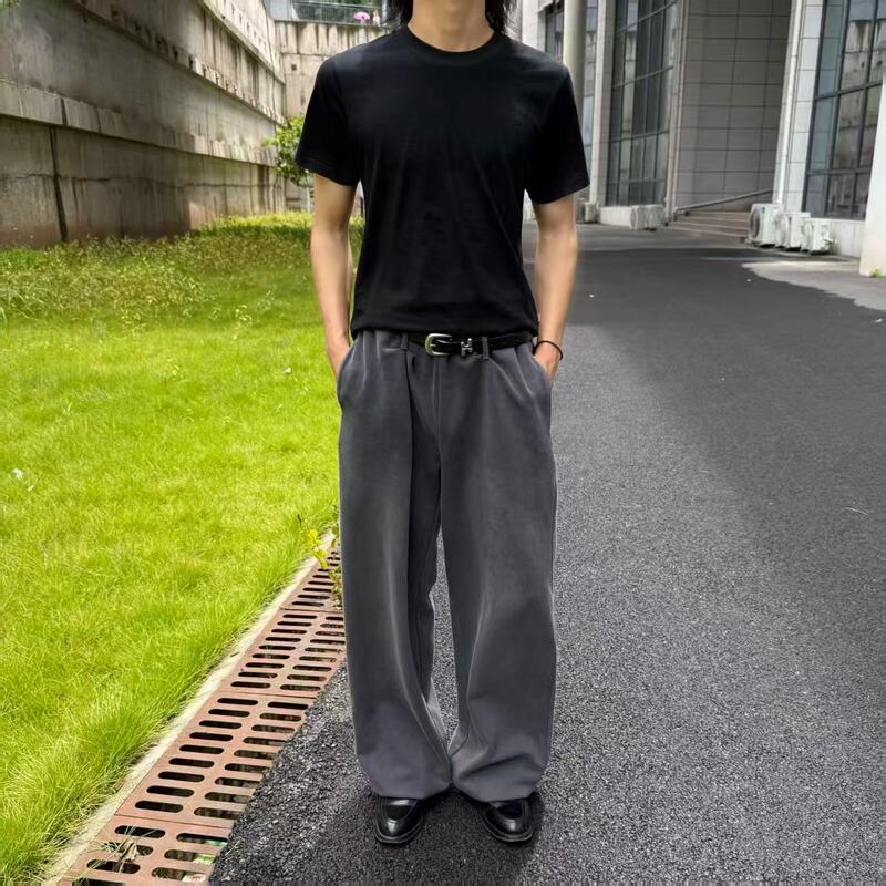 Practical Cuffed Stacked Sweatpants That Don'T Drag on the Floor, with a Faded, Washed, and Naturally Distressed Finish, Made with Fabric Suitable for All Seasons