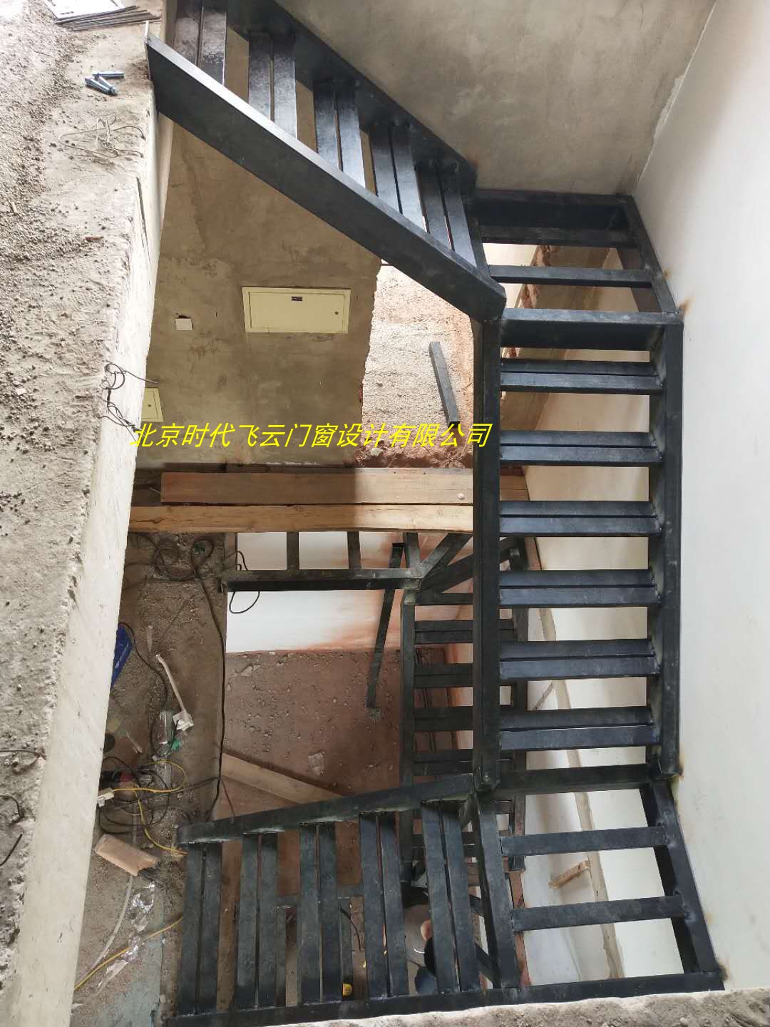 Steel structure Greenhouse Steel Structure Penthouse Stairway Channel Steel I I I Steel Site Welded Greenhouse Broken Bridge Aluminum