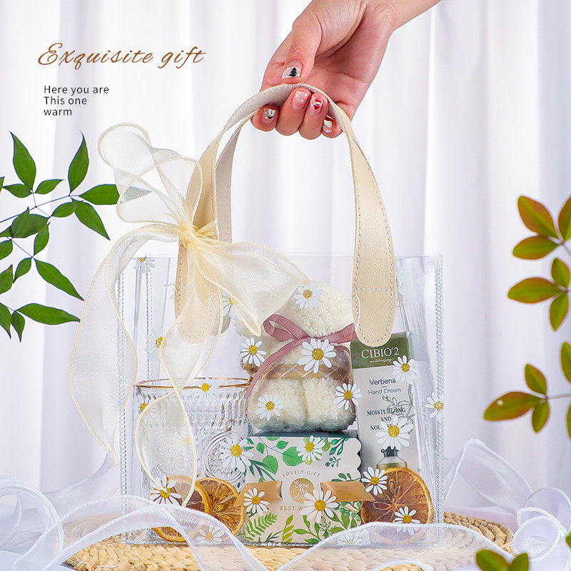 512 Nurse's Festival Gifts 5 12 Send Medical Staff Birthday Female Small Practical 520 to send girlfriend's companion gift gift box.