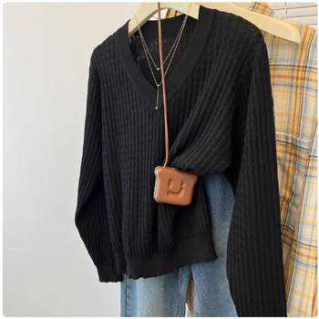 New trendy crochet knitted sweater, loose and slimming, covering the flesh, right shoulder v-neck bottoming sweater, soft inner layer 1027k