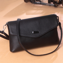 Leather shoulder shoulder bag women bag 2021 New Fashion middle-aged mother envelope head layer cowhide soft leather small bag