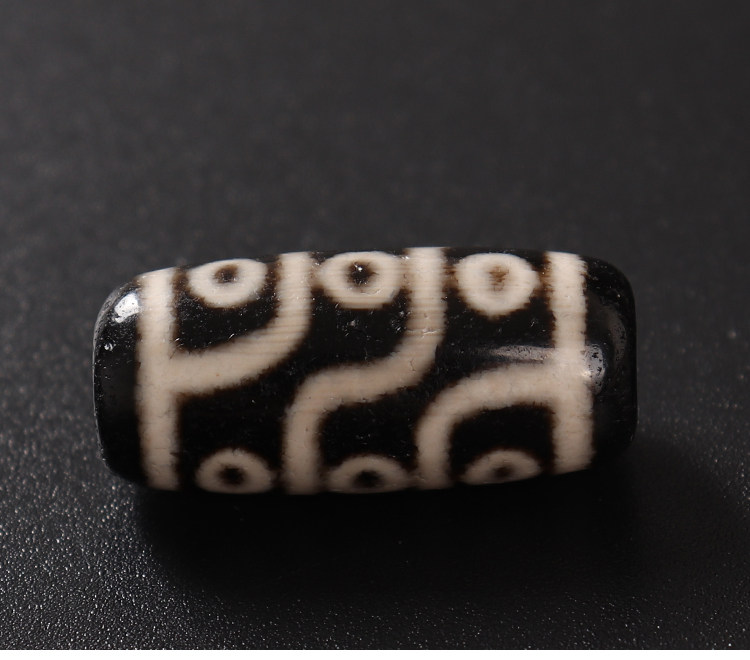 Украшения на руку 西藏九眼天珠 藏传天珠配饰 diy佛珠念珠手串顶珠腰珠配珠