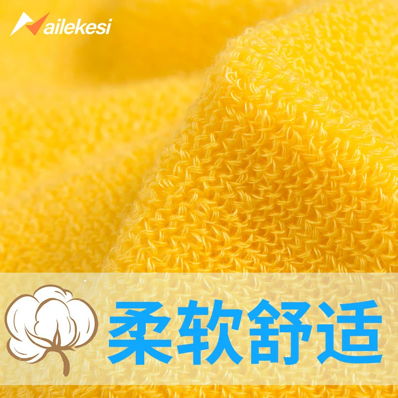 The input appears to be a string of repeated Chinese character '' with a long length and an incomplete final character. There is no meaningful content to translate into Russian. If this is placeholder or an error, please provide the actual product title text to translate.