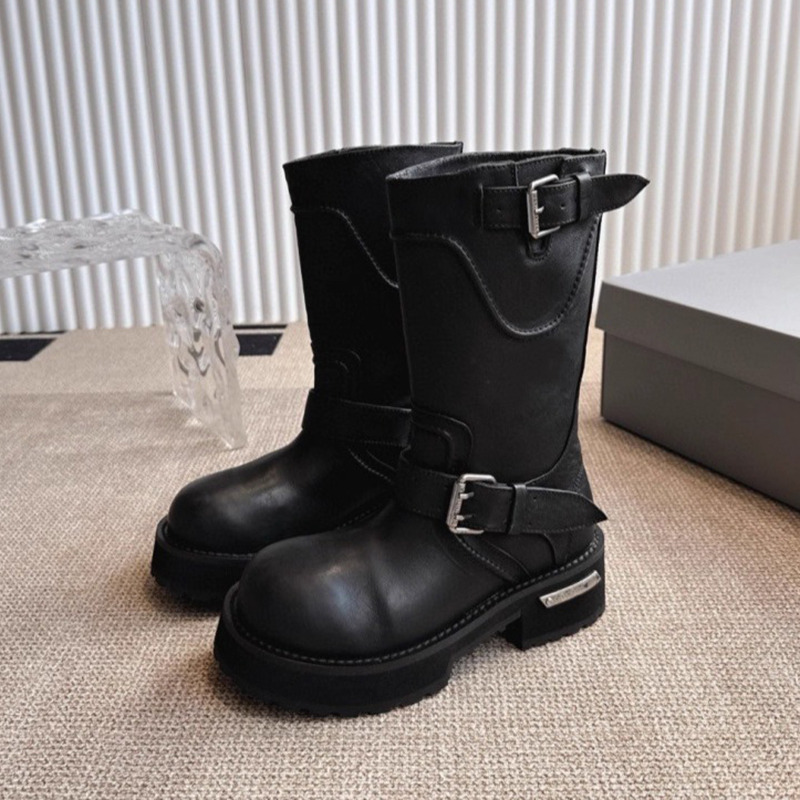 【Paris Venom Boots】Washed Leather Motorcycle Short Boots for Women, Vintage Street Dark Style, Height-Increasing Thick-Soled Mid-Calf Boots