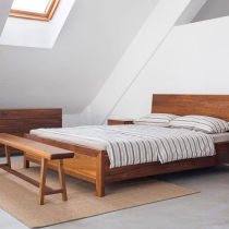 MUMO wood ink square straight bed Nordic black walnut red oak log double solid wood bed modern minimalist master bed