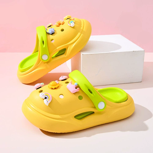 Детские тапочки, обувь, мультяшные нескользящие летние туфли, мягкая подошва, подходит для подростков