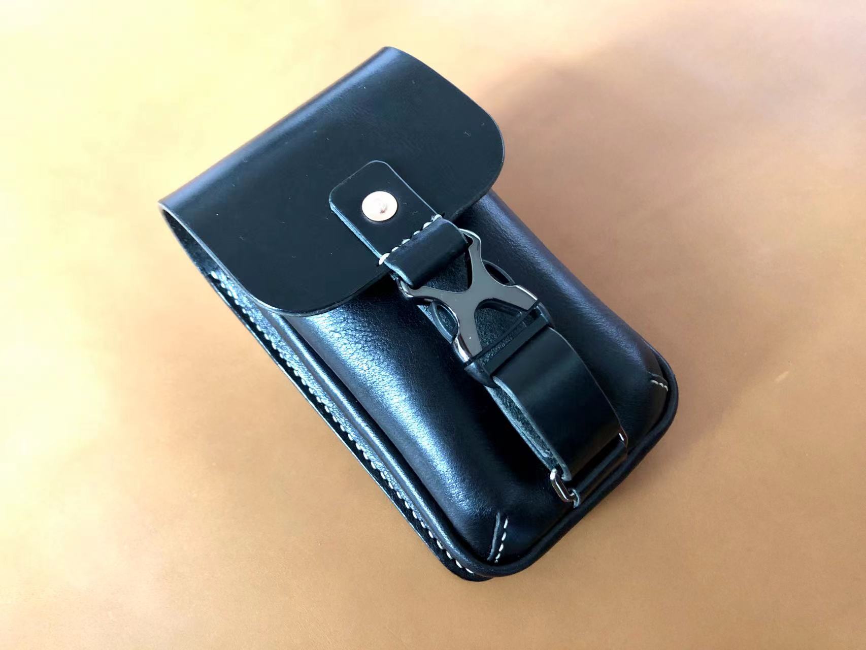 CINEGEAR Waist Mobile Pack Head Class Material Material Cloth Made for iPhone All Models