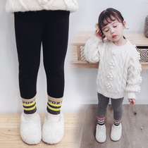 Female baby plus velvet leggings Western style autumn and winter wear one-piece velvet childrens pants winter thicken warm girls