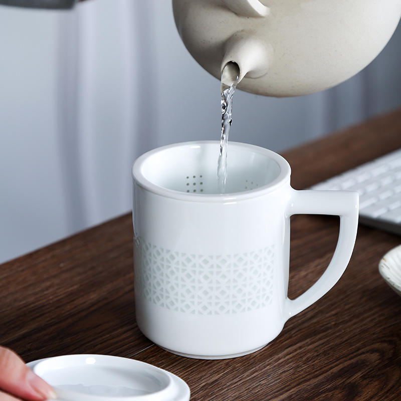 Jingdezhen ceramic cup and exquisite) home a cup of tea with cover the boss separation filter cup cup office cup